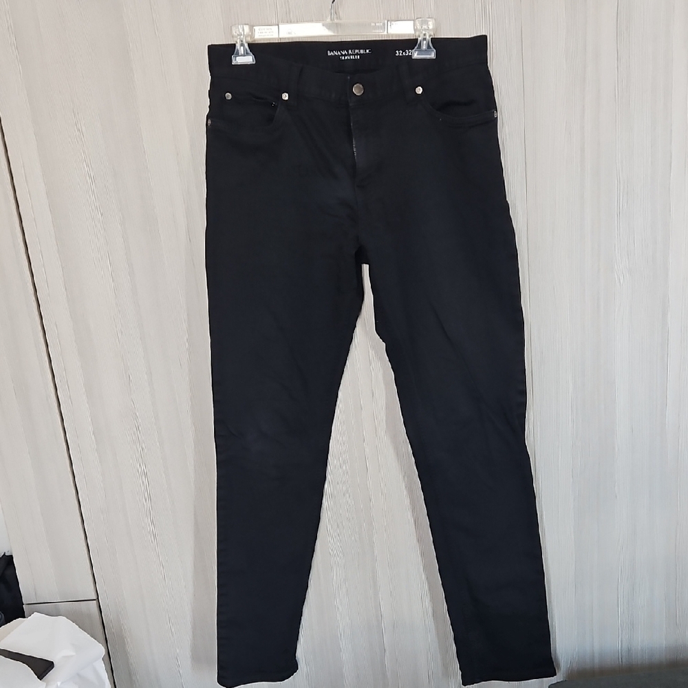 Banana Republic Traveler Slim Fit Jeans Black